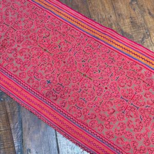 Traditional Shipibo Skirt Shipibo Tapestry, Bobinsana and Pinon Icaro Shipibo Alter Cloth Shipibo Artwork, Shipibo Cloth, 140 cm by 62 cm