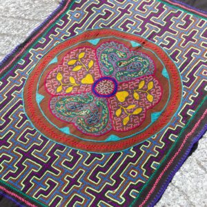 Shipibo Tapestry, Heart of Ayahuasca, Shamanic Alter Cloth, 60 cm x 150 cm Shipibo Community of San Francisco